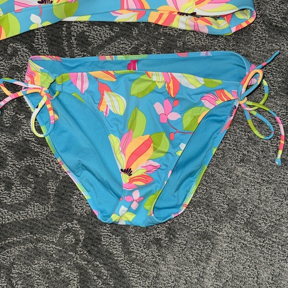 •Victoria’s Secret Swim• - Picture 3 of 3